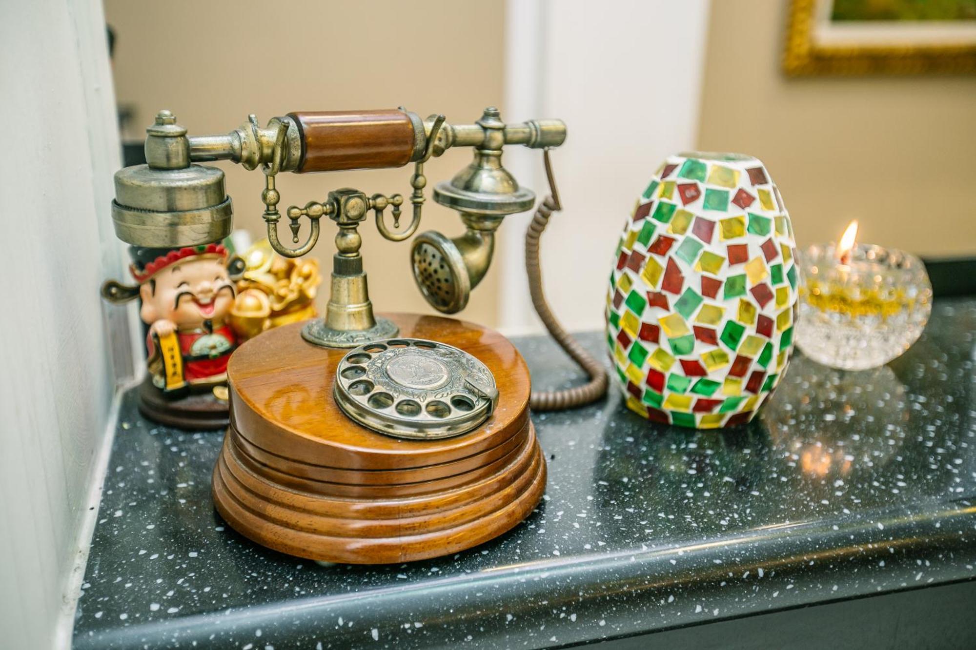 Merdeka Hotel Keluang Ngoại thất bức ảnh